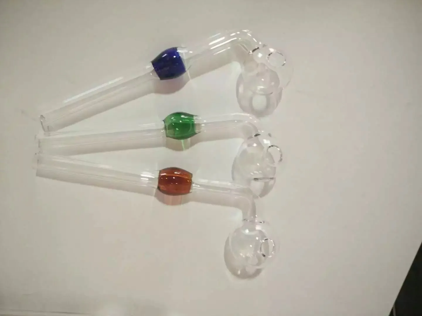 Accessoires de bongs à brûleur droit en perles ﾠ, tuyaux en verre de brûleur à mazout conduites d'eau conduites d'eau en verre plates-formes pétrolières fumant avec des bongs en verre compte-gouttes A