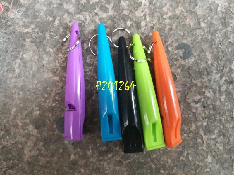 8cm longth Dog whistle Stop Barking Silent Pet Training Plastic Whistle with keyring 