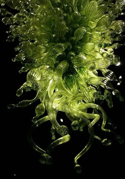 램프 멋진 조명 녹색 색상 및 현대식 크리스탈 샹들리에 현대 손으로 날아간 유리 매달려 LED 샹들리에 빛