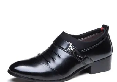 Primavera outono homens casuais sapatos de couro para homens apontou toe vestido sapatos masculinos casuais oxfords sapatos de casamento preto marrom