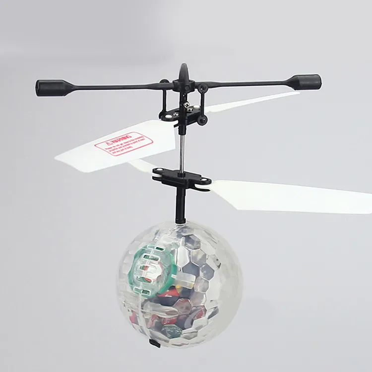 Hand Flying UFO Ball LED Mini Induction Suspension RC Aircraft Flying Music Toy Ball Kid Födelsedaggåva