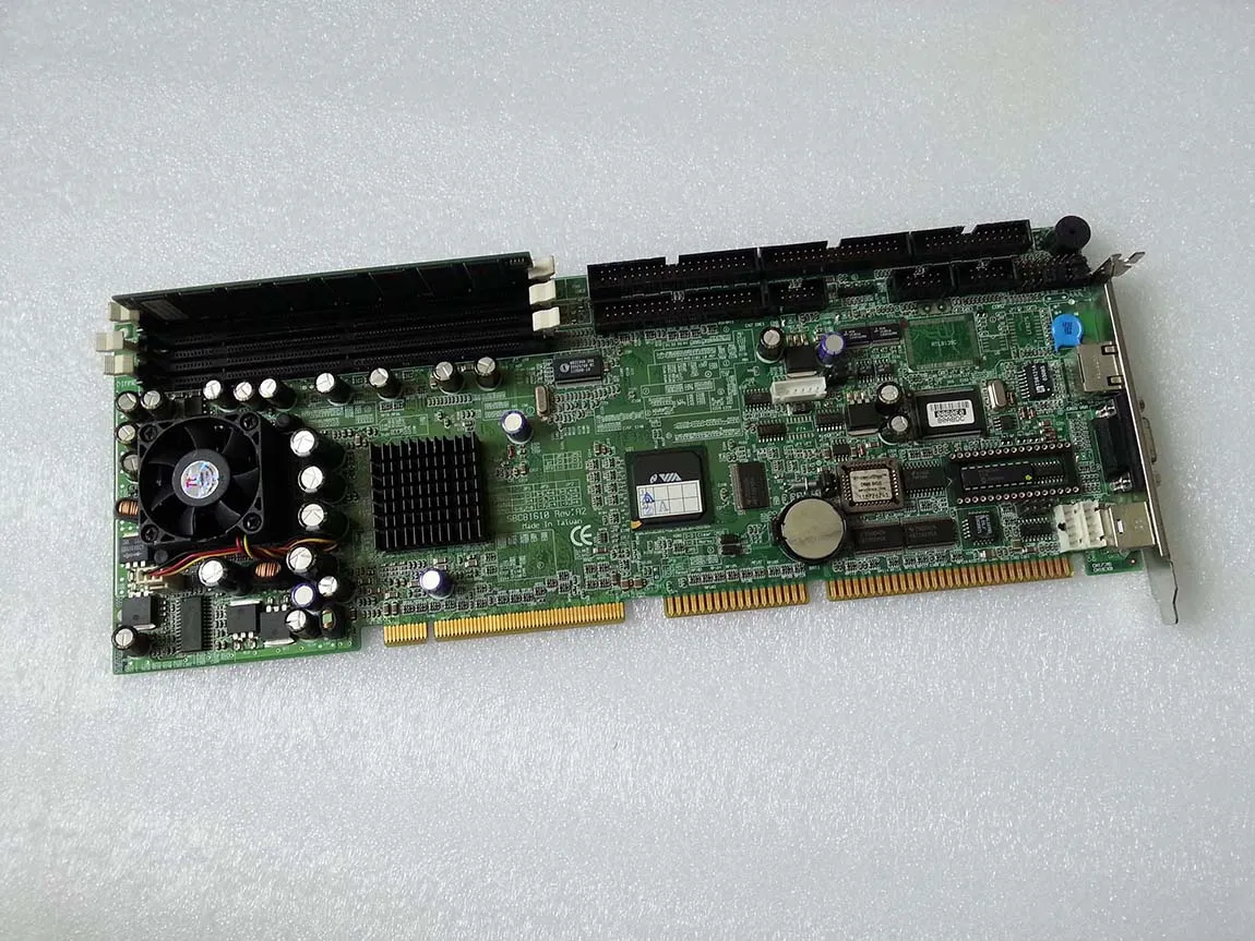 اللوحة الأم AXIOMTEK IPC SBC81610 REV: منافذ إيثرنت مزدوجة مدمجة في ذاكرة وحدة المعالجة المركزية A1