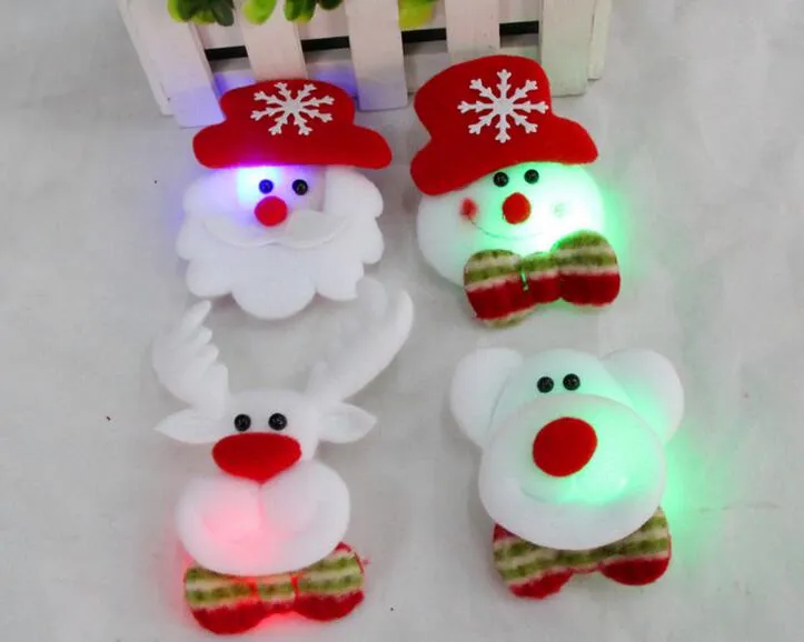 Kerstfeestartikelen Lichten Broches Santa Claus Snowman Deer Bear Styles Patch Christmas Decorations