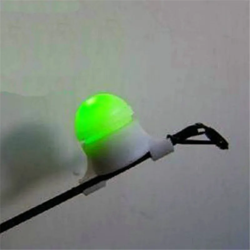 Strike Alert Flashling LED Rod Tips Clip på fisk Bett Larm Ljus Elektronisk Natt Fiske Tillbehör med stångadapter