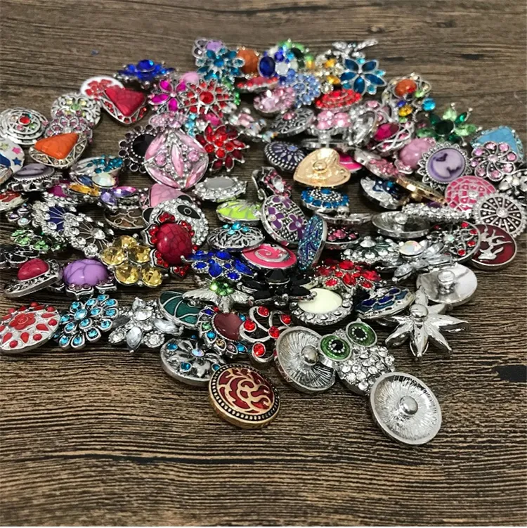 Jewelry Findings Mix Many styles 18mm Metal Snap Button Charm Rhinestone Styles Button rivca Snaps Jewelry NOOSA button C068