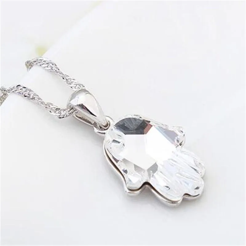 Crystal Fatima Hand Pendant Necklace Made With Crystals From Swa Elements White Golde Plated Chain Brand New Fashion Jewelry 23660