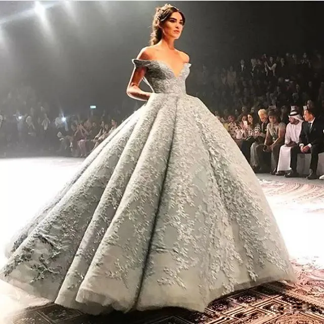 Wspaniała aplikacja Zuhair-Murad Suknia Wieczorowa Uroczy Light Blue Off Ramię Organza Red Dywan Sukienka Oszałamiająca Specjalna okazja Formalne Dres