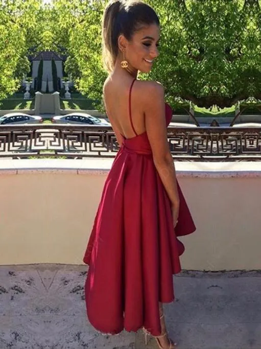 Sexy Dark Dark Red High Low Short Cocktail Dresses 2017 Keyhole senza maniche senza maniche lunghezza del tè Celebrity Prom Abiti da sera