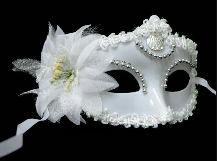 Halloween-maskers kinderdag moederschap jurken schoonheid prinses halve gezicht kant bloemen bloem veer wit masker