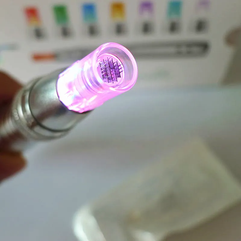 2017 DERNIES 5 vitesses DERMA PEN LED Photon MiconeDle électrique pour la peau Rajeunissement Therapy Nano Aiguilles avec 7 couleurs