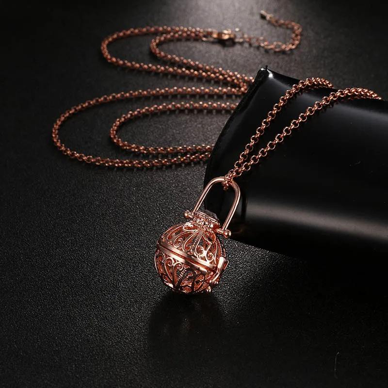 Aromatherapy Essential Oil Diffuser Necklace Locket Pendant Necklaces Fashion Jewelry Gifts