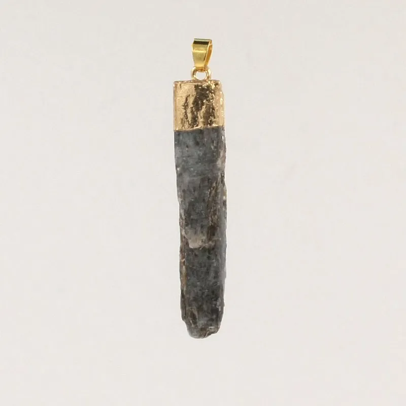 Rauwe Kyanite Quartz Bar Hanger Gemengde Willekeurige Kleur Natuurlijke Kyanite Crystal Rock Beads Cabochon Gold Dimpende randen Charm Groothandel Willekeurige Maat