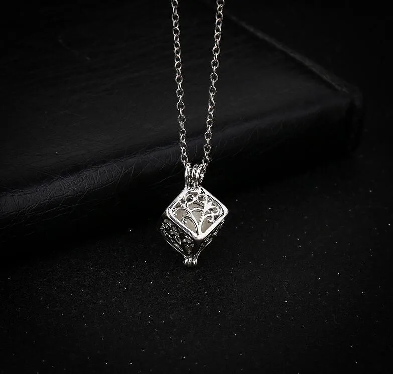 Bon A ++ Le cube creux populaire peut ouvrir le collier créatif personnalisé de perles lumineuses WFN134 avec chaîne mélanger l'ordre de 20 pièces beaucoup