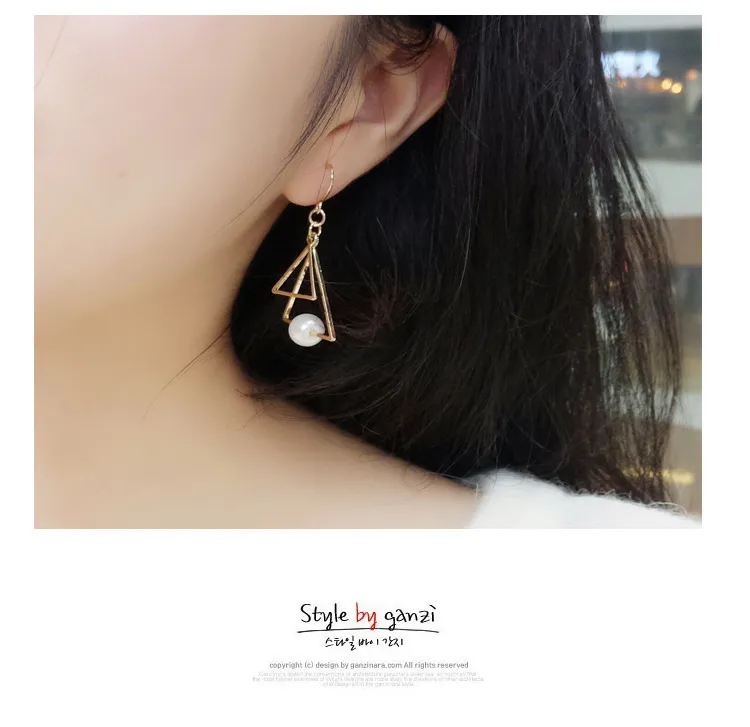 DANGLE MINIMALISTE DANNGLE LANDELIER RETRO TEMPERAMENT GOLD DOUBLE TRIANGULAIRE PERL TRIANGULAIRE MULTI-COUCHE DE CONCEPTION ARRIÈRE BAGUE DE TASSEL EAR EAR