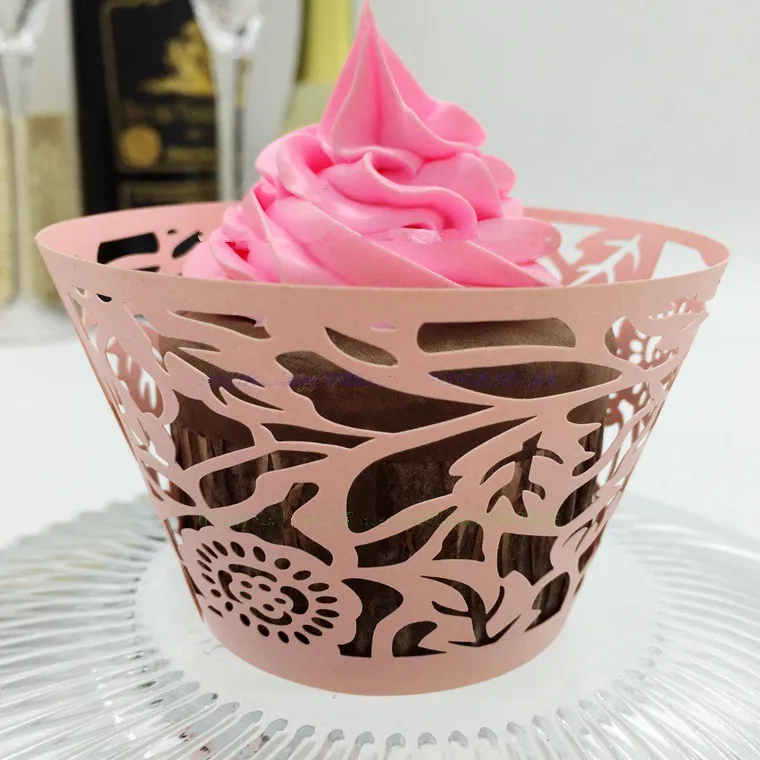 Favores do casamento bolo de casamento filigrana Laser cortou Cupcake Cup Wrapper Cupcake Wrappers Para Festa de Aniversário de Casamento Decoração por lote