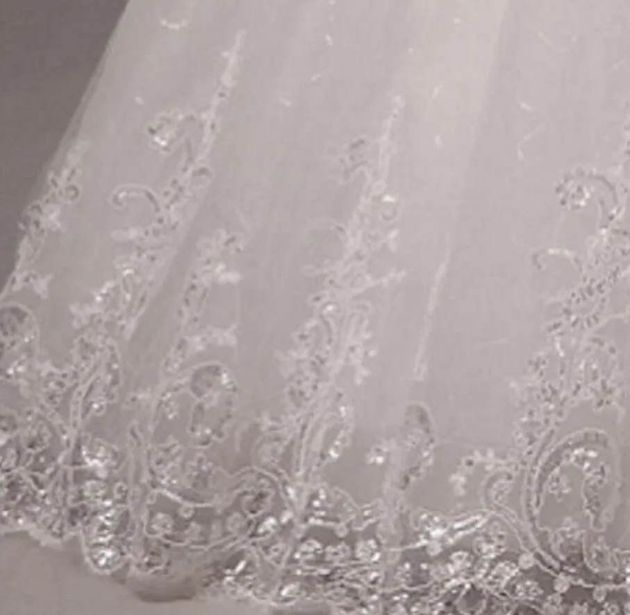 Ballkleid-Hochzeitskleid, glitzernd, bodenlang, herzförmiger Tüll mit Perlenapplikationen