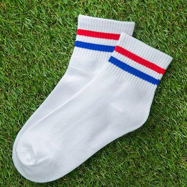 Free ship College wind two bars couple personality Men's Socks stripes in tube sock men and women with the paragraph NW001