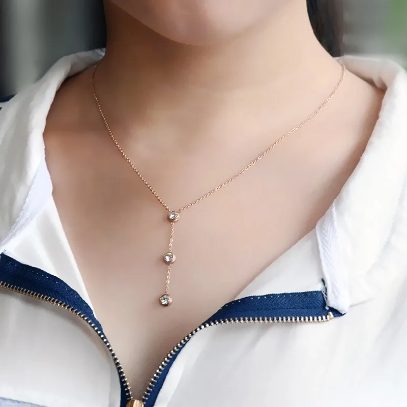 Las mujeres colgante collar de diamantes de tres 2017 joyería del acero inoxidable venden al por mayor la plata del oro de Rose plateado simple