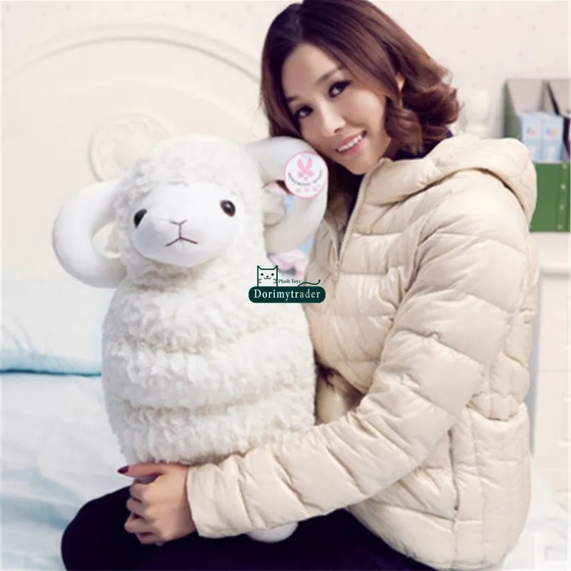 Dorimytrader Cuddly Soft Animal Goat Plush Toy Big Stuffed Cartoon Sheep Doll Pillow Gift för barn Dekoration 24 tum 60cm DY61891