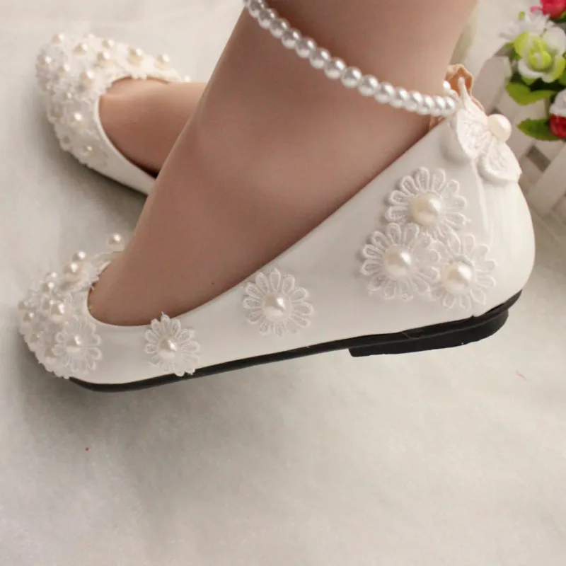 Cheap Pearls Wedding Shoes For Bride 3D Lace Appliqued Prom High Heels Ankle Strap Plus Size Pointed Toe Bridal Shoes