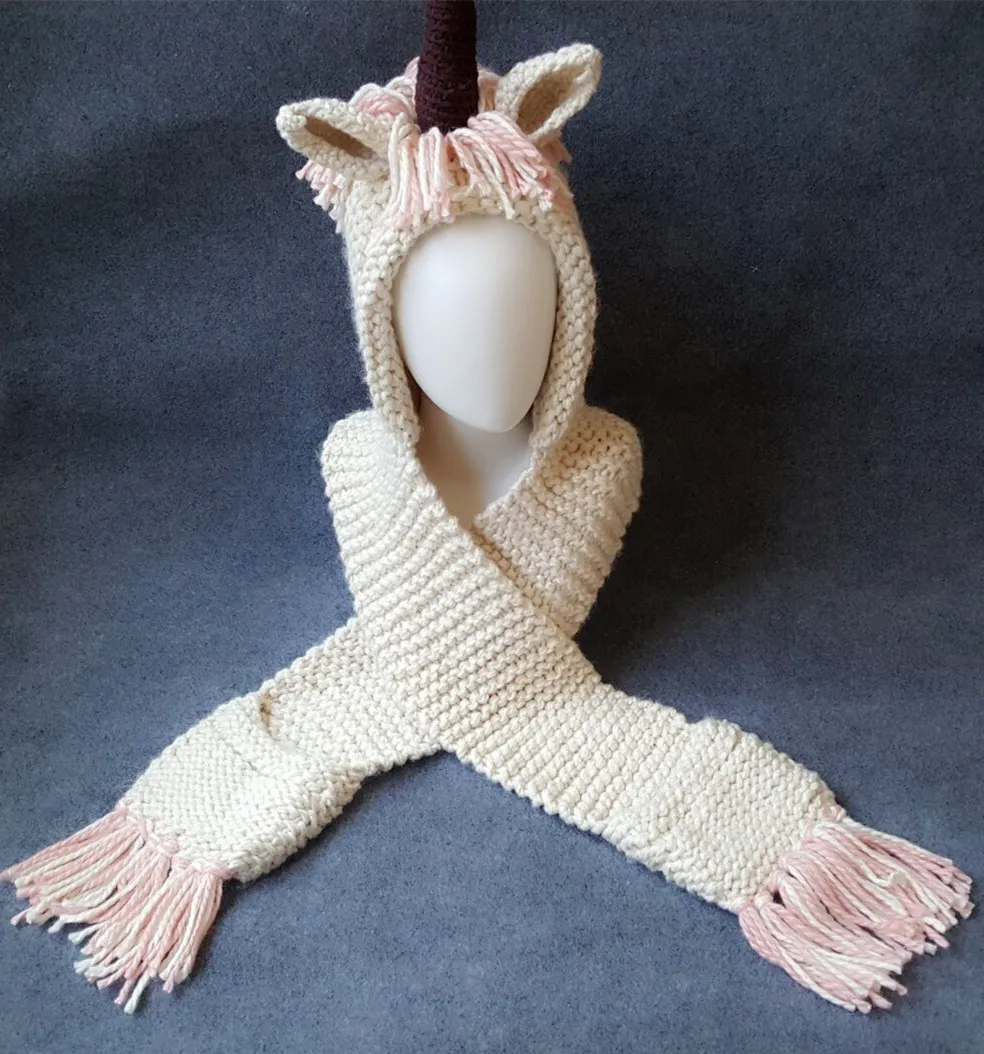 18 projetos chifre de animais New animados Crochet chapéu do inverno com lenço com capuz Knitting Beanie Cosplay Fotografia Prop frete grátis