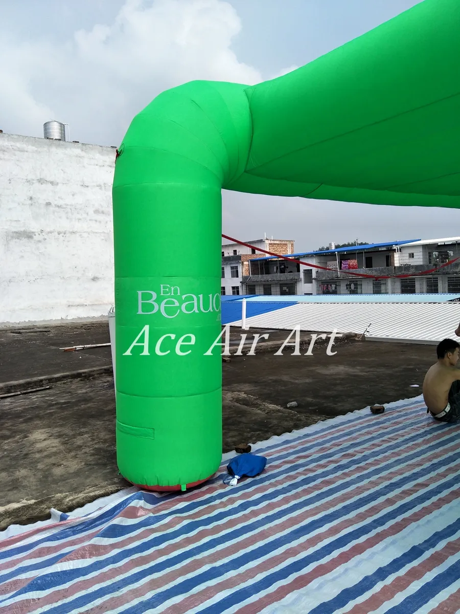 Tente gonflable verte fraîche de 6m L x 5.75m W x3m H avec le logo sans abri de machine de brume pour le stationnement de voiture