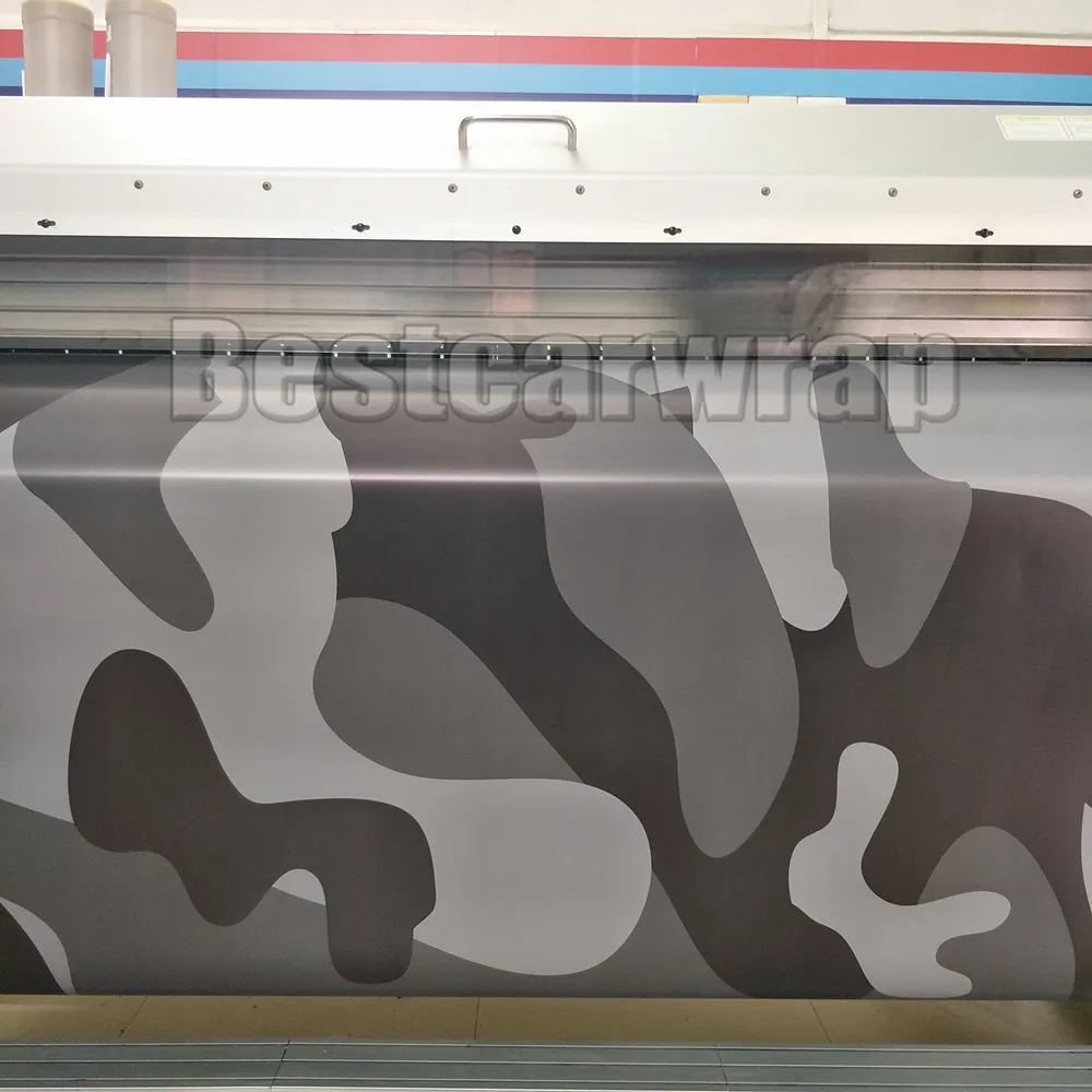 Autocollants de feuille de camouflage d'emballage de voiture complète en vinyle de camouflage gris noir mat avec feuille de couverture de camion camouflage avec taille d'air 1 52 x 30m221C