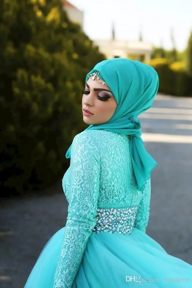 2019イスラム教徒のウェディングドレススカイブルーロングスリーブハイネックレースクリスタルブライダルガウンカスタムメイドプラスサイズAラインのウェディングドレス