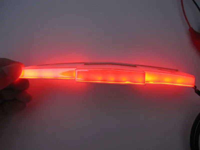4D Car LED Emblem 170x55 مم شعار LED LED أبيض أبيض رموز خلفية حمراء شارات 274