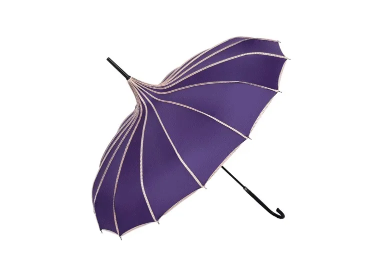 Design créatif parapluie de golf rayé noir et blanc