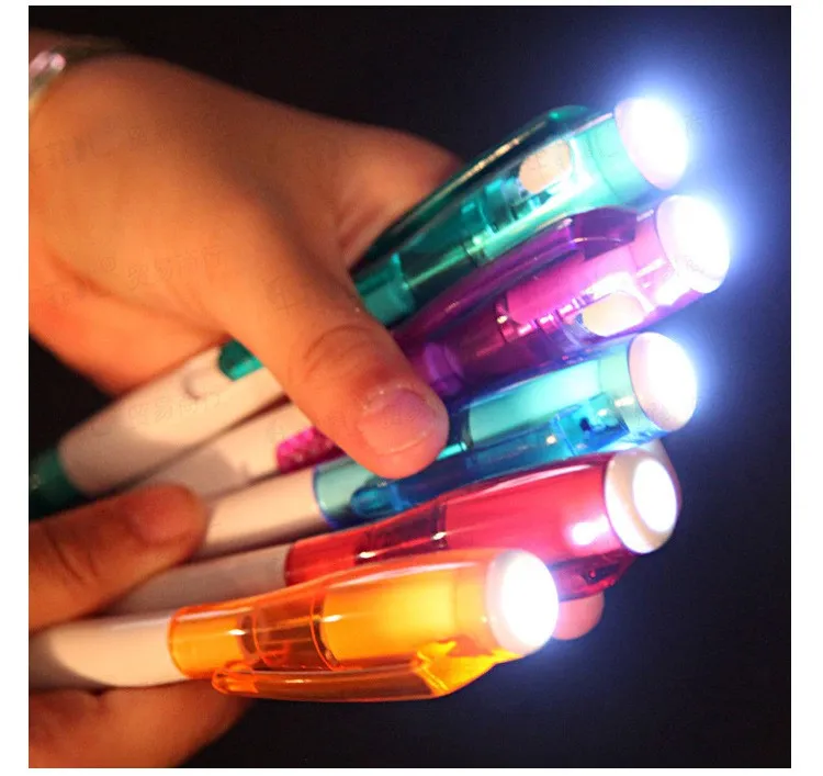 10 stks/partij Balpen met licht Led multifunciton pennen briefpapier kantoor kids kinderen school bal schrijven hulpmiddel geschenken