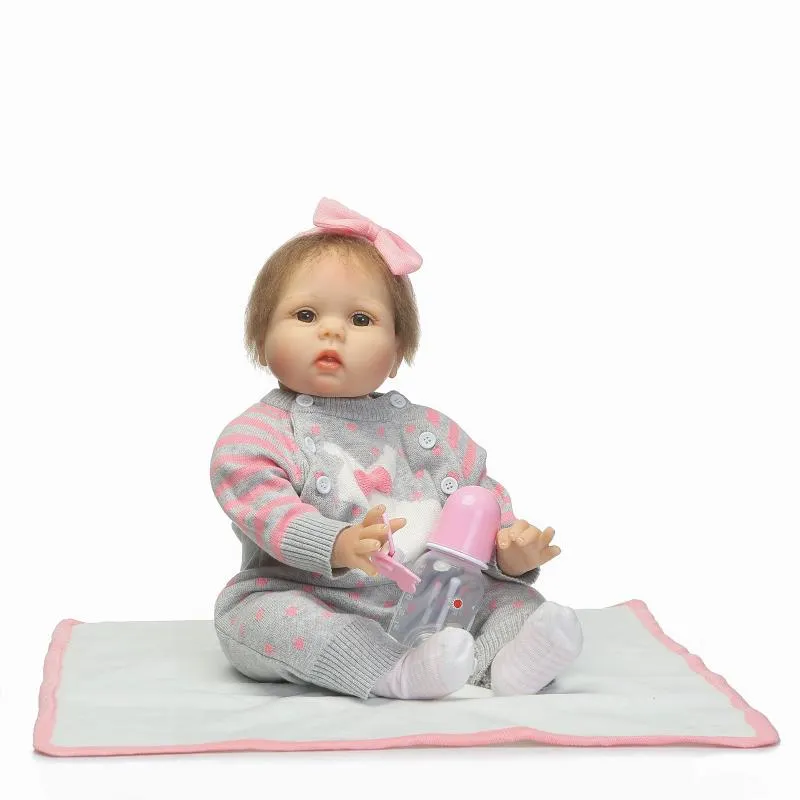 Reborn Baby Doll 22 inch 55 cm Silicone Vinyl Girl Doll Blond Hair Soft Cloth Body Alive toddler Baby Chiristmas Gift for Kids