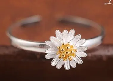 2017 ventes chaudes placage S925 Sterling Silver Daisy Sun flower Bague d'ouverture charmes Haute qualité Homme femme bague Bijoux de mode / 