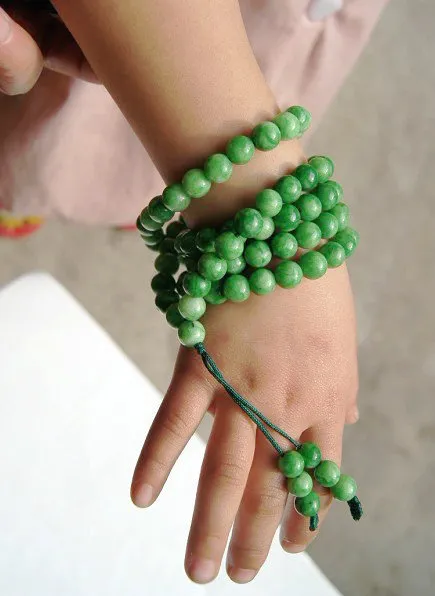 Perles de prière bouddhistes tibétaines, faites à la main - breloque en jade vert (rétro), perles, collier bracelet.