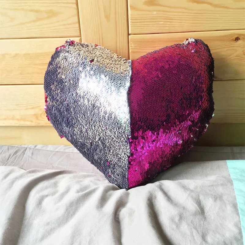 2017 New Sequin Pillow Covers Love Shape Magic Mermaid Discolor Sequins