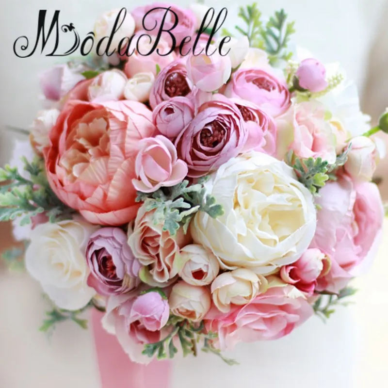 ピンクのブライダルブーケバラ椿Gelin Buketleriの結婚式Boutonniere新郎の手首のコサージュブレスレット花嫁介添人の花