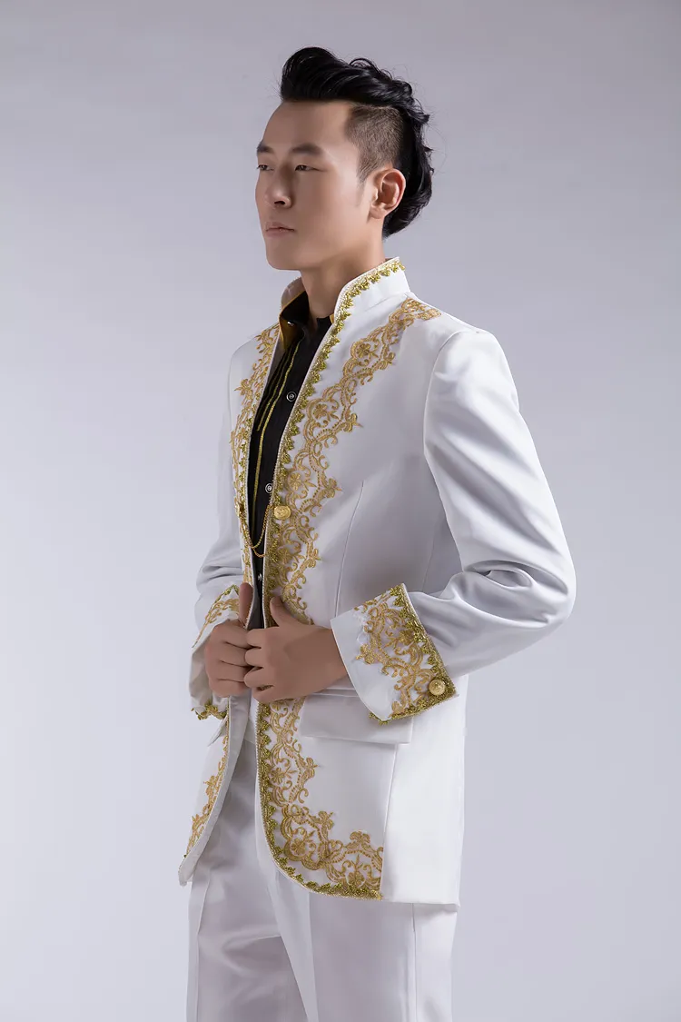All'ingrosso-nuovo smoking da sposo cinese da sposa si adatta a ricami in oro applique uomo bianco vestito da uomo bianco abiti da uomo abiti da uomo d'oro da sposa