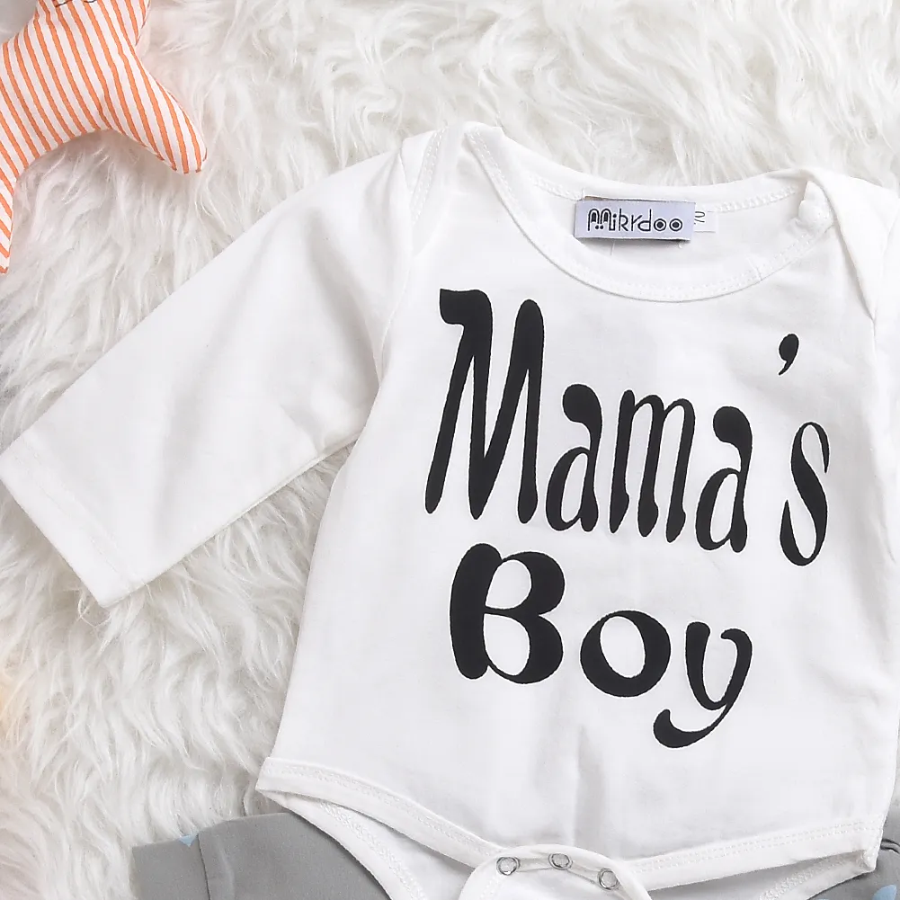 Mikrdoo Natale Neonato Abbigliamento Bambini Lettera Mama's Boy Manica Lunga Pagliaccetto Cervo Pantaloni Cappello 3 pz Toddler Tuta Abbigliamento Neonato Tuta