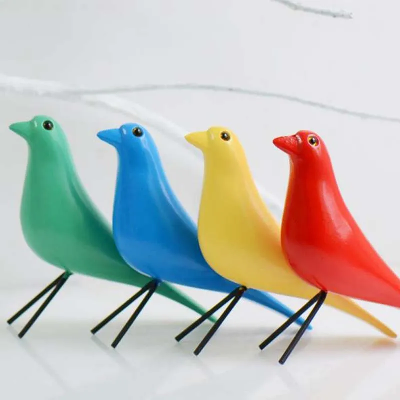 Home Furnishing gifts Eames minimalist fashion soft-loading bird decoration creative arts and crafts black and white