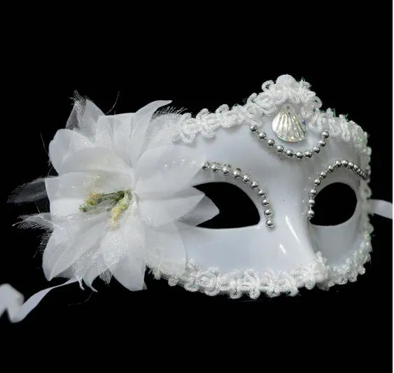 Halloween-maskers kinderdag moederschap jurken schoonheid prinses halve gezicht kant bloemen bloem veer wit masker