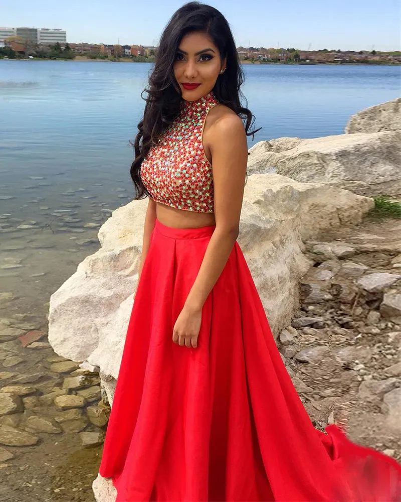 Glamorous Red Satin Prom Dress Shiny High Neck Sequins Beaded Side Split Two Piece Party Dress New Arrival Sexy Celebrity Evening Dresses