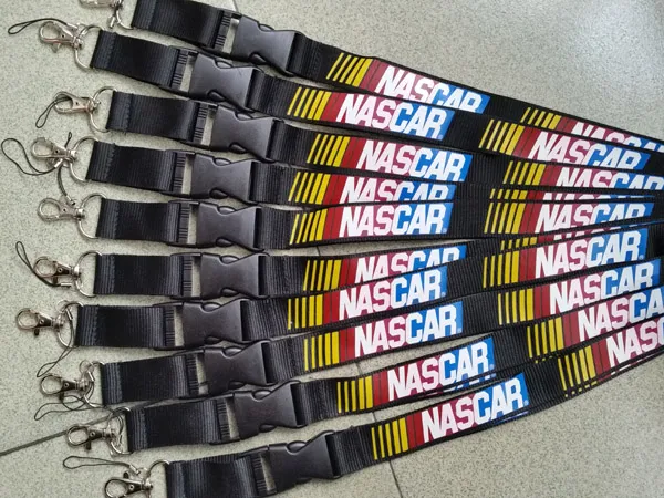 Commercio all'ingrosso 30 pezzi Popolare NASCAR logo auto Cellulare Cordino Portachiavi rimovibile Badge Ciondolo Bomboniere regalo C-004