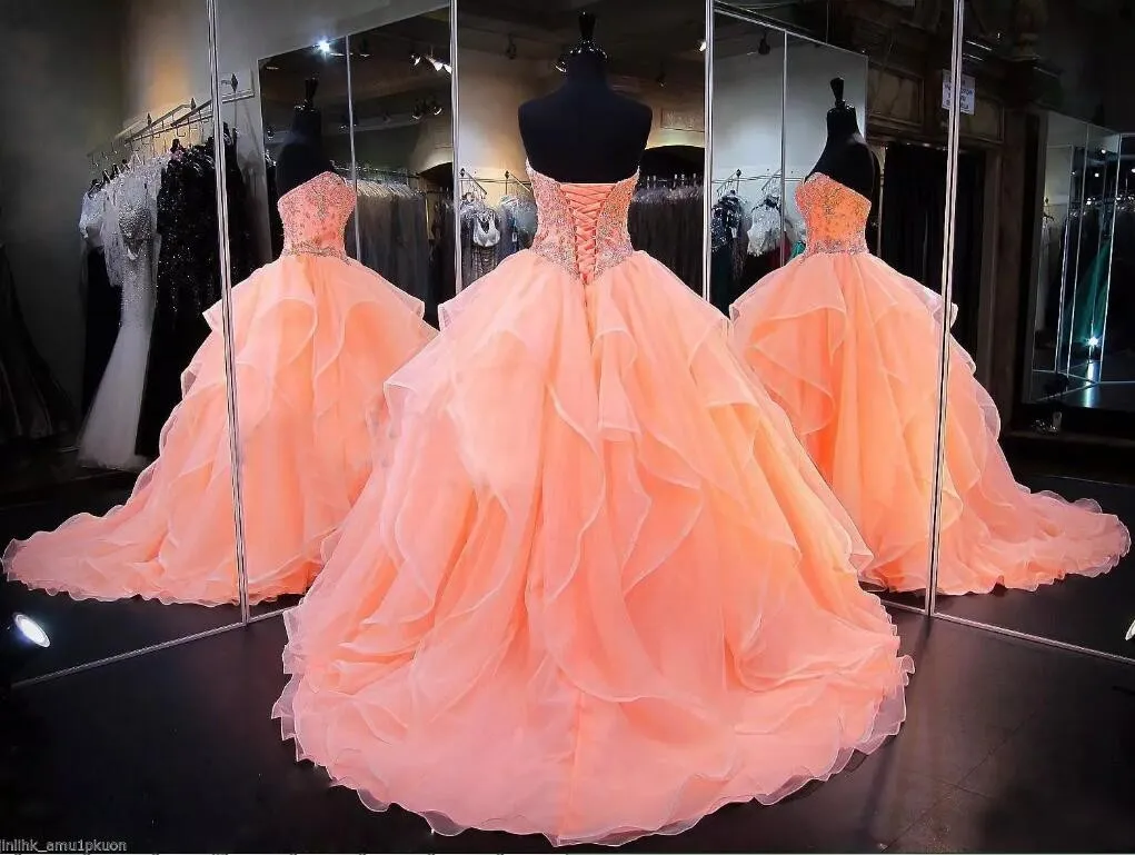 2020 Glamorous Coral Ballkleid Quinceanera Kleider Sweetheart Sweet 16 Prinzessin geraffte Organza bodenlangen Korsett zurück Pageant Kleider