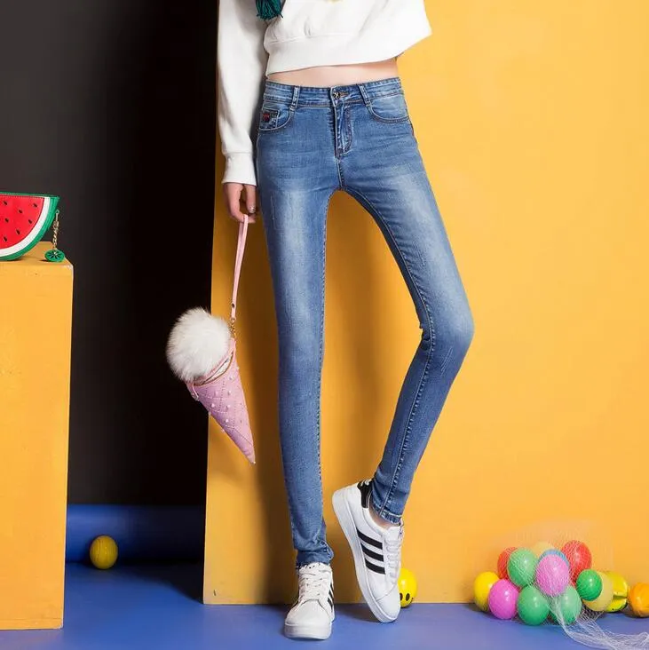 I jeans delle donne di modo più nuovi di marca sono pantaloni d'avanguardia selvaggi sottili sottili JW057 Womens Jean