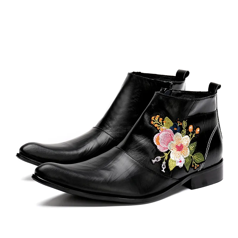 Yeni 2018 Sonbahar Bota Batı Kovboy Çizme Erkekler Siyah Deri Çizmeler Nakış Çiçekler Gece Kulübü ile Erkekler için Yüksek topuklu Çizmeler