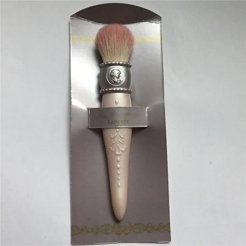 New Laduree Les Merveilleuses Cheek / Powder / Foundation Borste med väska Drottningens skönhet Varumärke Kosmetik Makeup Brushes Blender DHL Facto