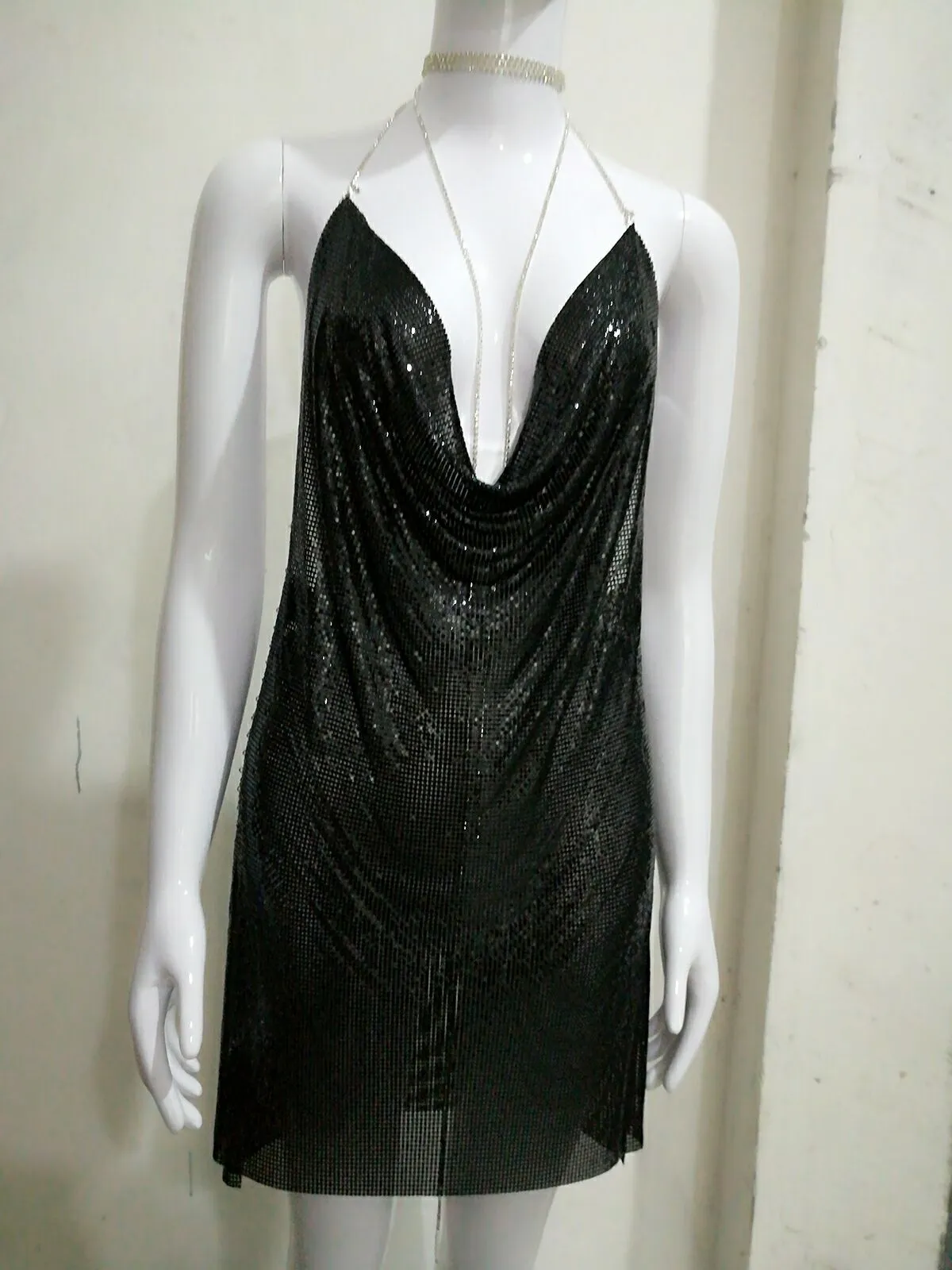 Sequins sexy jurken Kendall Jenner verjaardagsfeestje stijl v nek 2017 dames nighclub mini -jurken real metal strap poolen vestIDOS7163499