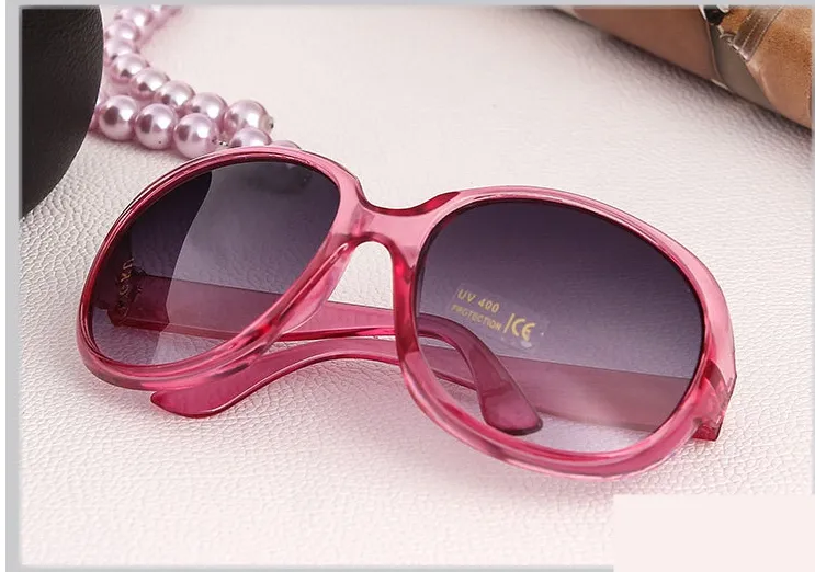 مصنع الجملة النسائية النظارات الشمسية النساء Oculos de sol Feminino Fashion Grasses Women Grand Grands Sunglasses Female 3113