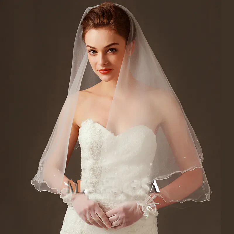 2019 mariage mariée à la main multiple de plusieurs couches de crescent crescent perlé accessoires de mariée voile 1 m de long couleur blanche avec peigne