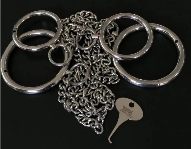 Hänglås Collar Bondage Wrist Ankel Cuffs Siamese Rostfritt stålkedjor Harness Gear Vuxen Slave BDSM Set B08